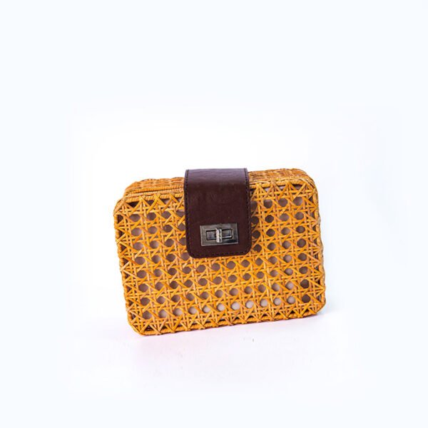 216 TAS ROTAN KOTAK KODE 750 25