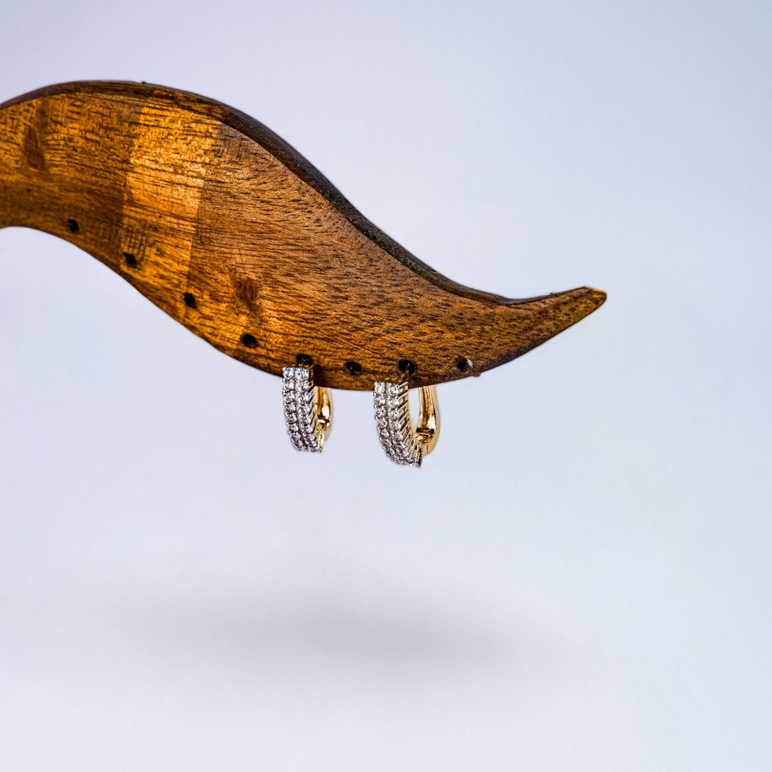 135 ANTING BULAT PLETIT GOLD 360 15