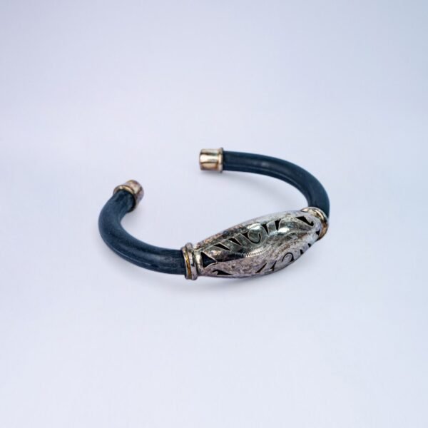 29 GELANG KARET + SILVER 600 10