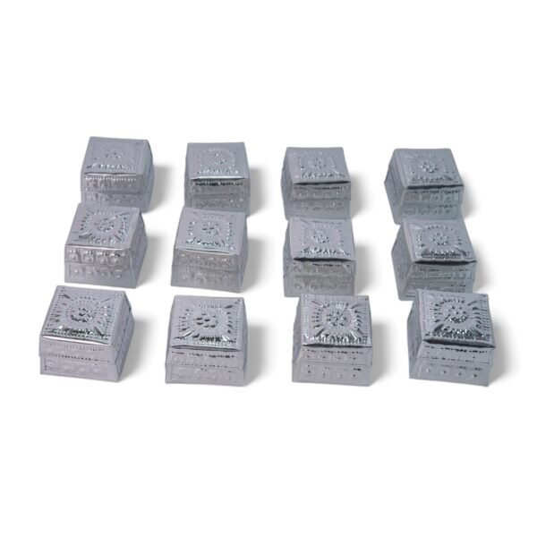 68 Box Aluminium Mini isi 12 K 5x5 180 10